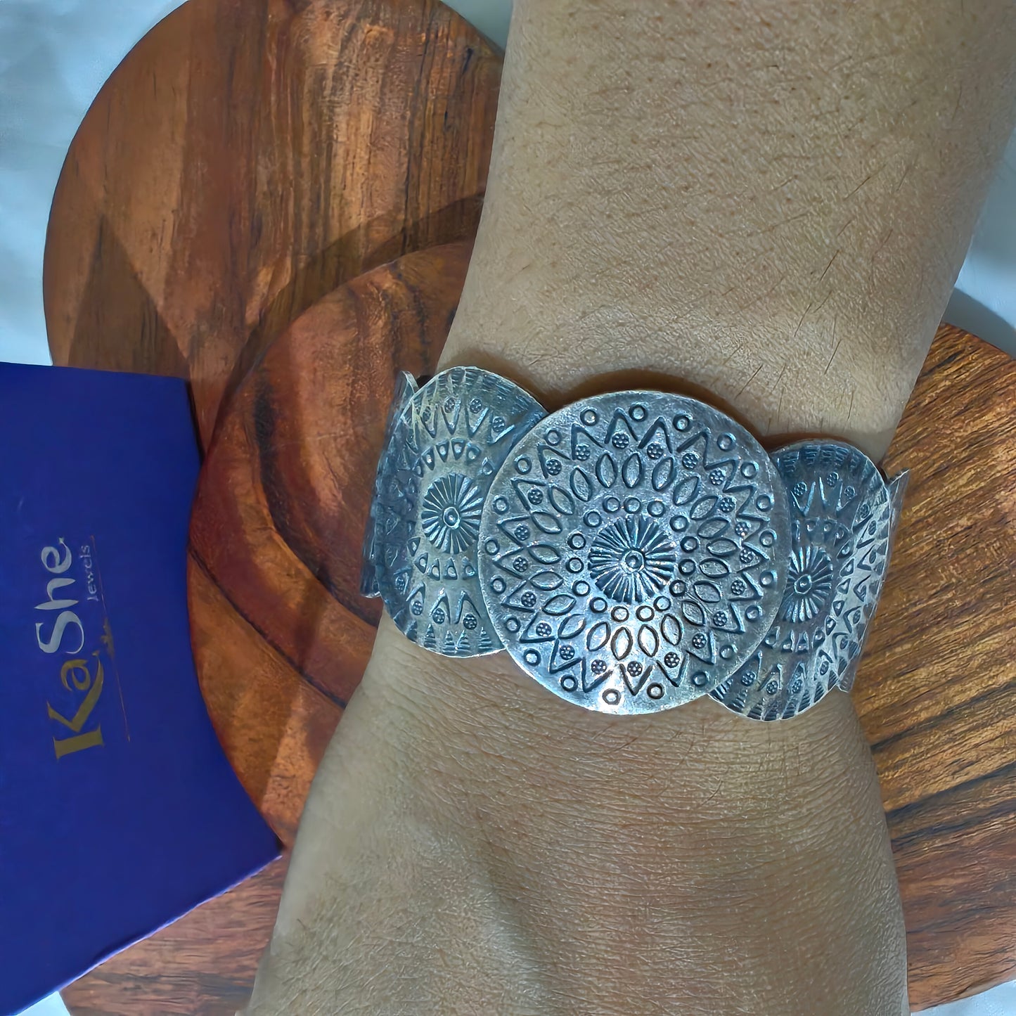 Statement Exclusive Circular Patterned 925 Silver Cuff Bracelet