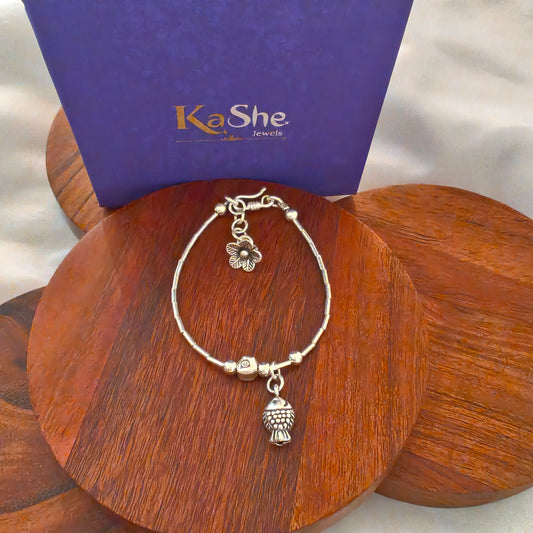 Exquisite Floral Loose Bracelet With Fish And Flower Charms