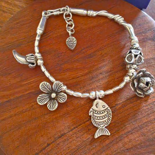 Exquisite Statement Loose Bracelet With Fish And Flower Charm