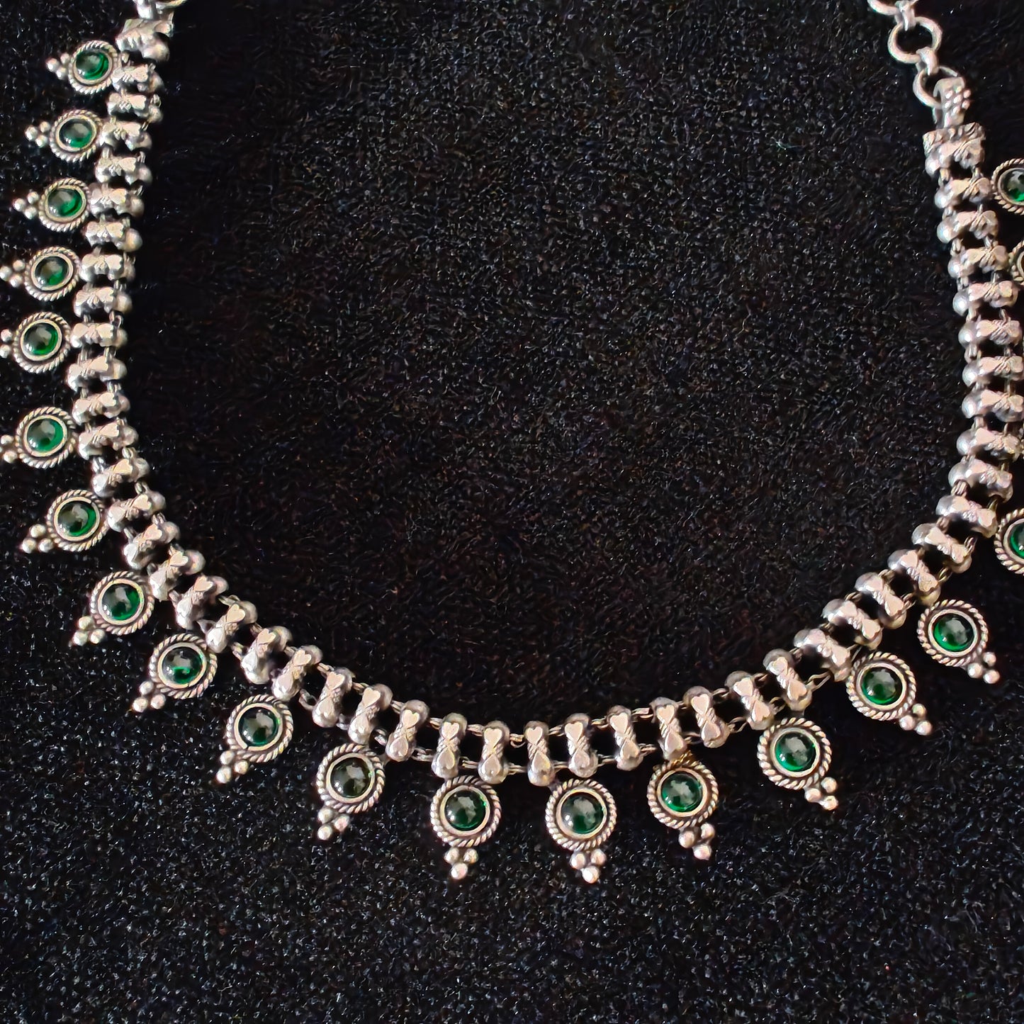 925 Silver Choker Temple Necklace Set With Intricate Design In Green Stone And Matching Stud  Earrings