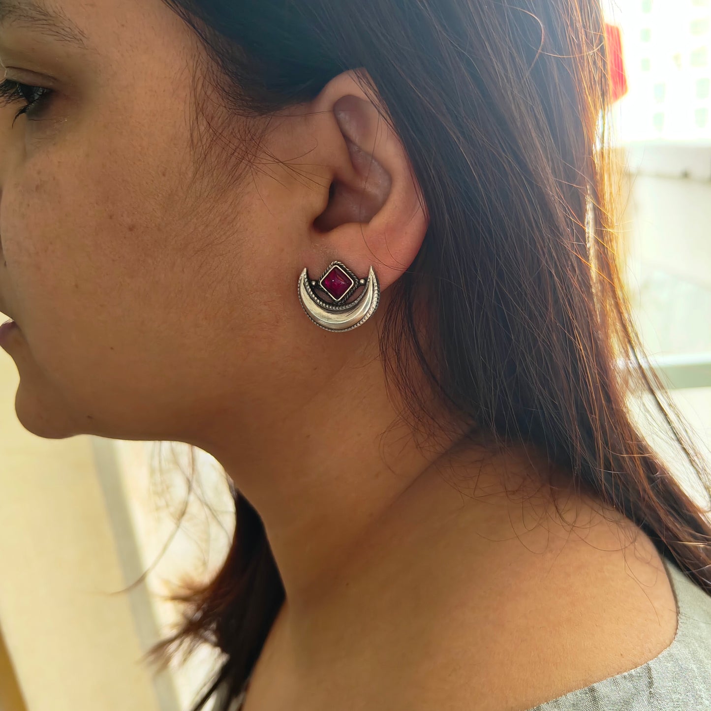 925 Silver Kudi Red Stone Stud One Chand Crescent Moon Temple Earrings With Intricate Carvings