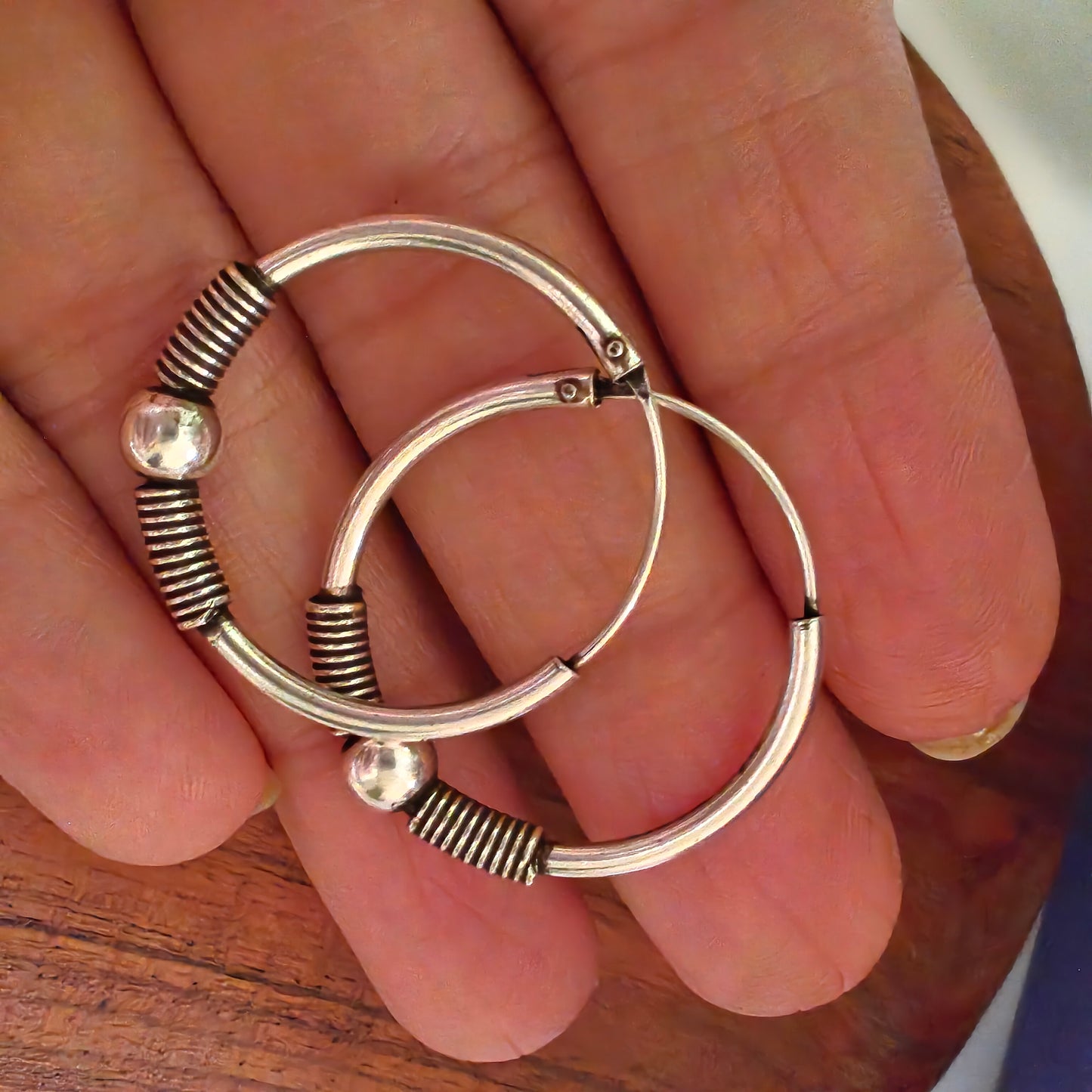 925 Silver Classic Evergreen Textured Baali Hoops With Ball Small Size