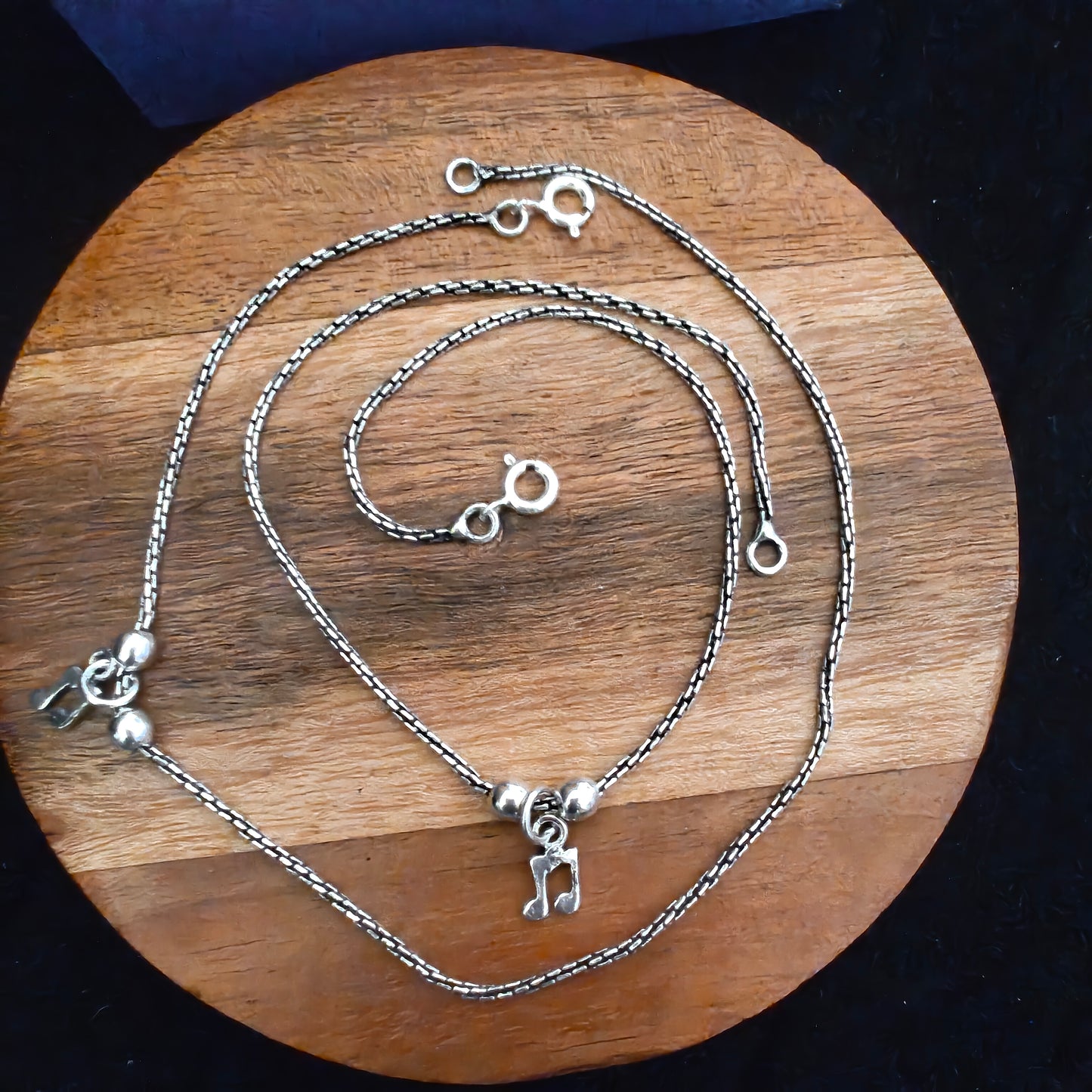 925 Silver Women Textured Anklet With Music Notes ( Pair)