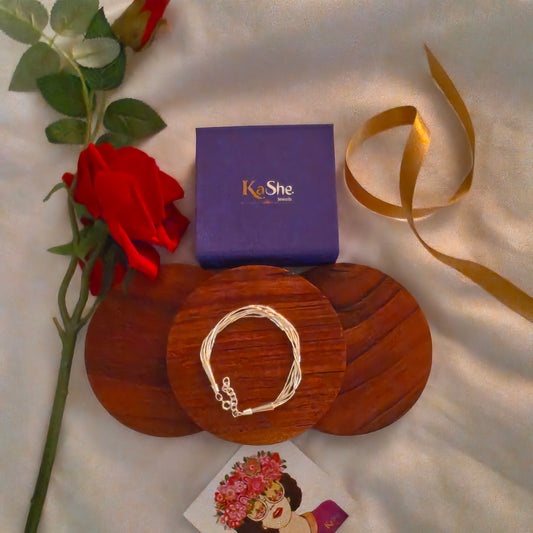Exquisite Statement Loose Bracelet With Flower Charms (Five-layered)