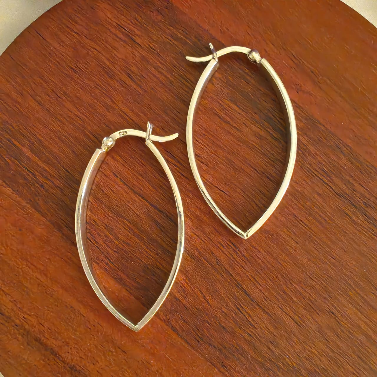 925 Silver Classic Evergreen Hollow Leaf Shape Thick Baali Hoops Size