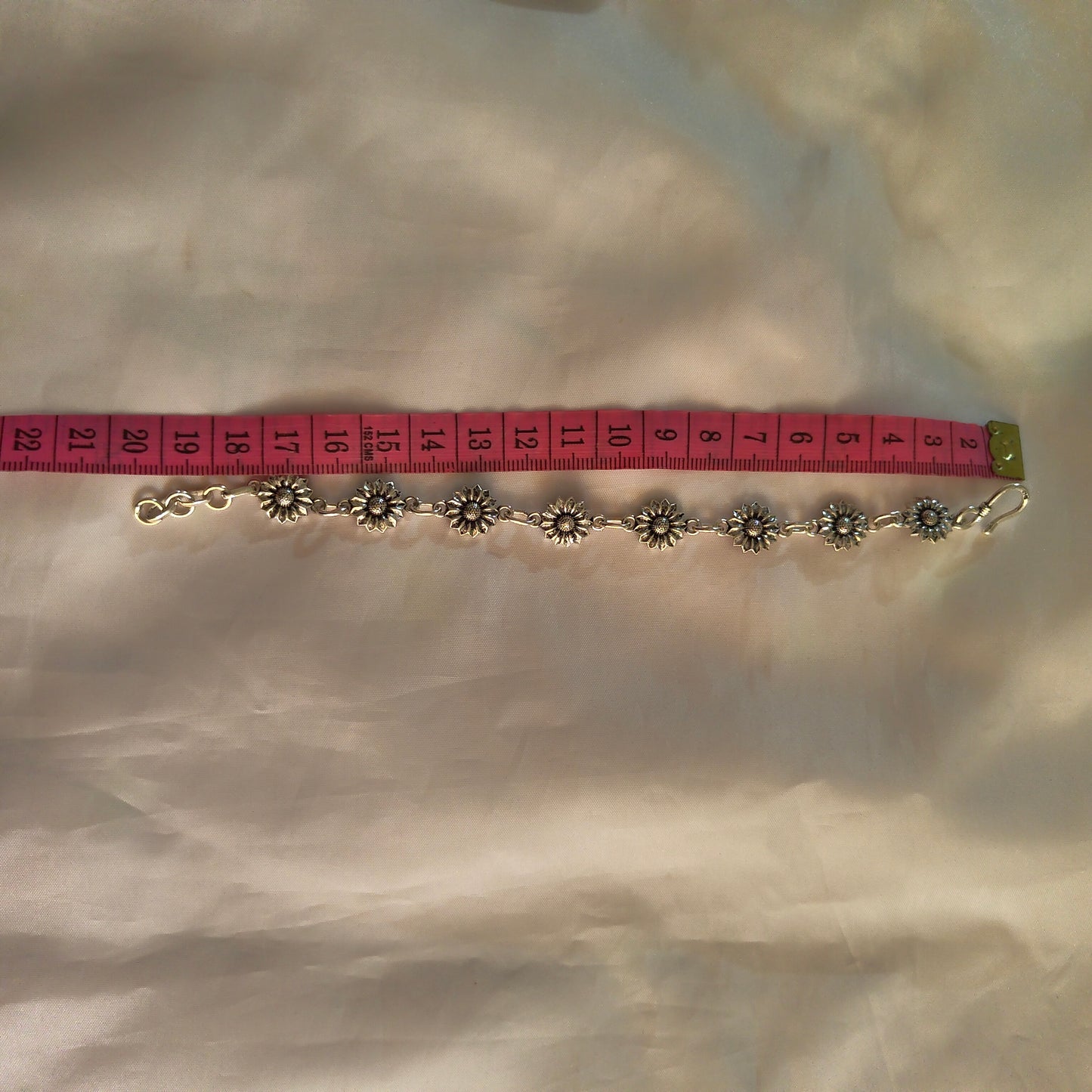 Exquisite 925 Silver Evergreen Sunflower Loose Bracelet