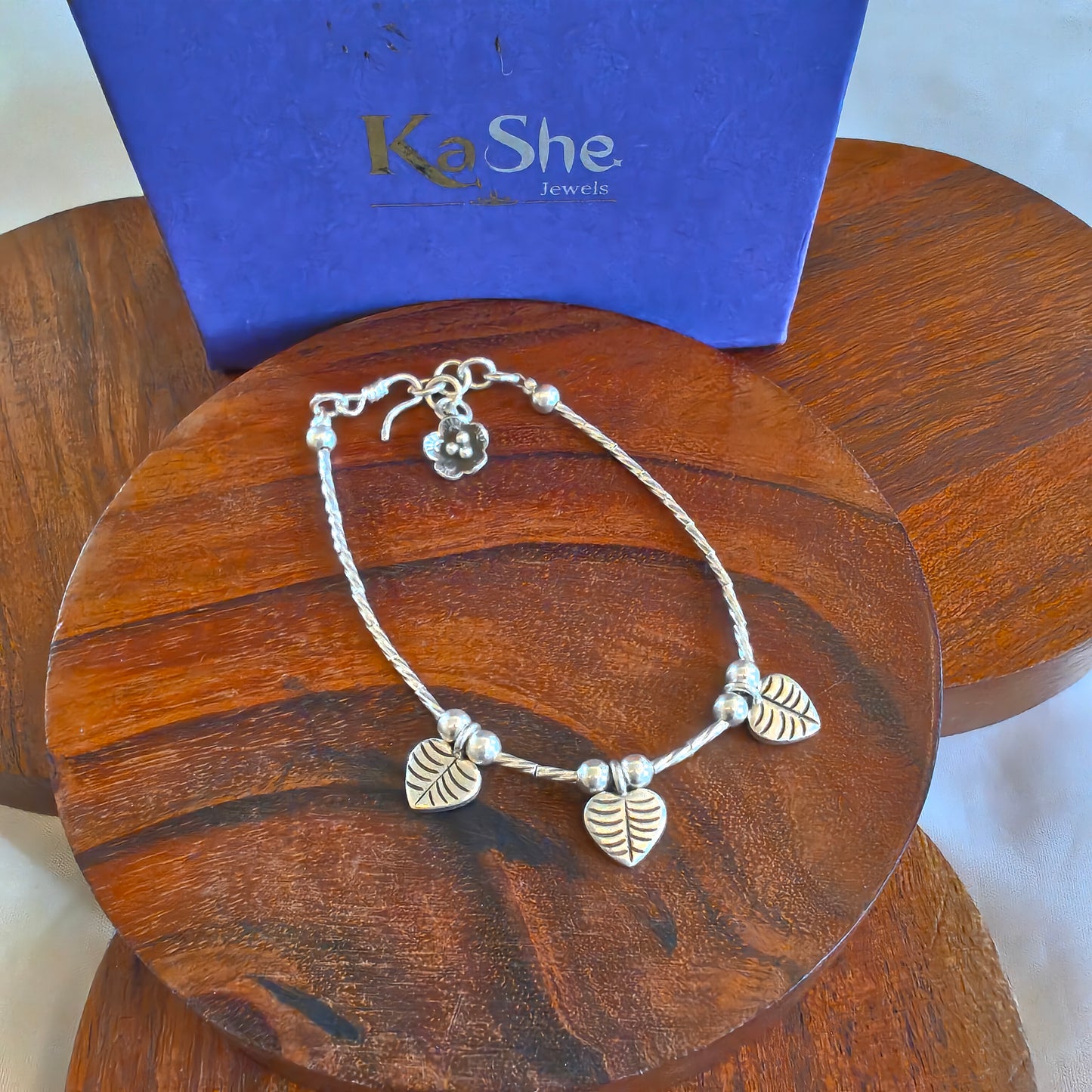 Exquisite 925 Silver Loose Bracelet With Leaves Flower Charms