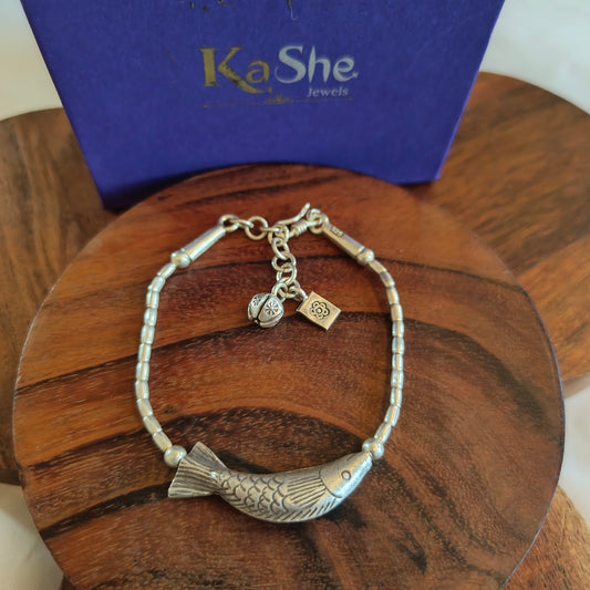 Exquisite 925 Silver Loose Bracelet With Long Fish Bud And Flower Plate Charms
