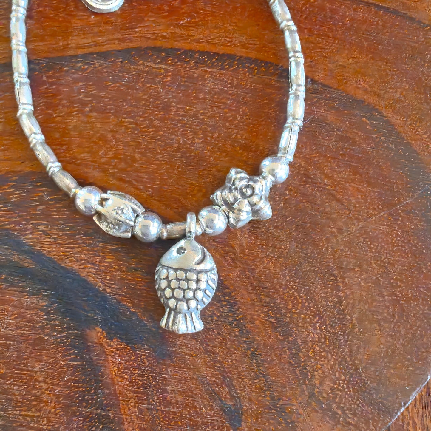 Exquisite 925 Silver Loose Bracelet With Fish Ting Yang and Star Charms