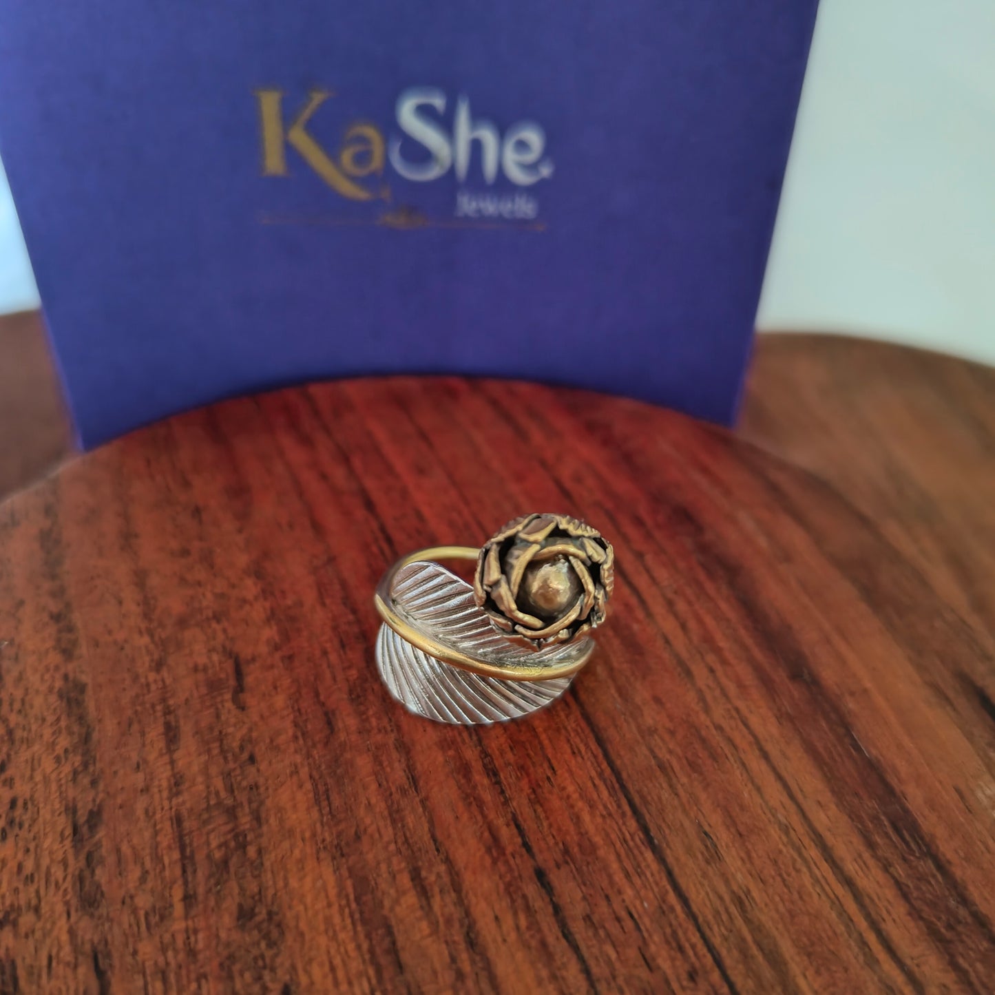 Dual Tone Adjustable Flower With Texture Leaf Ring With Gold Polish