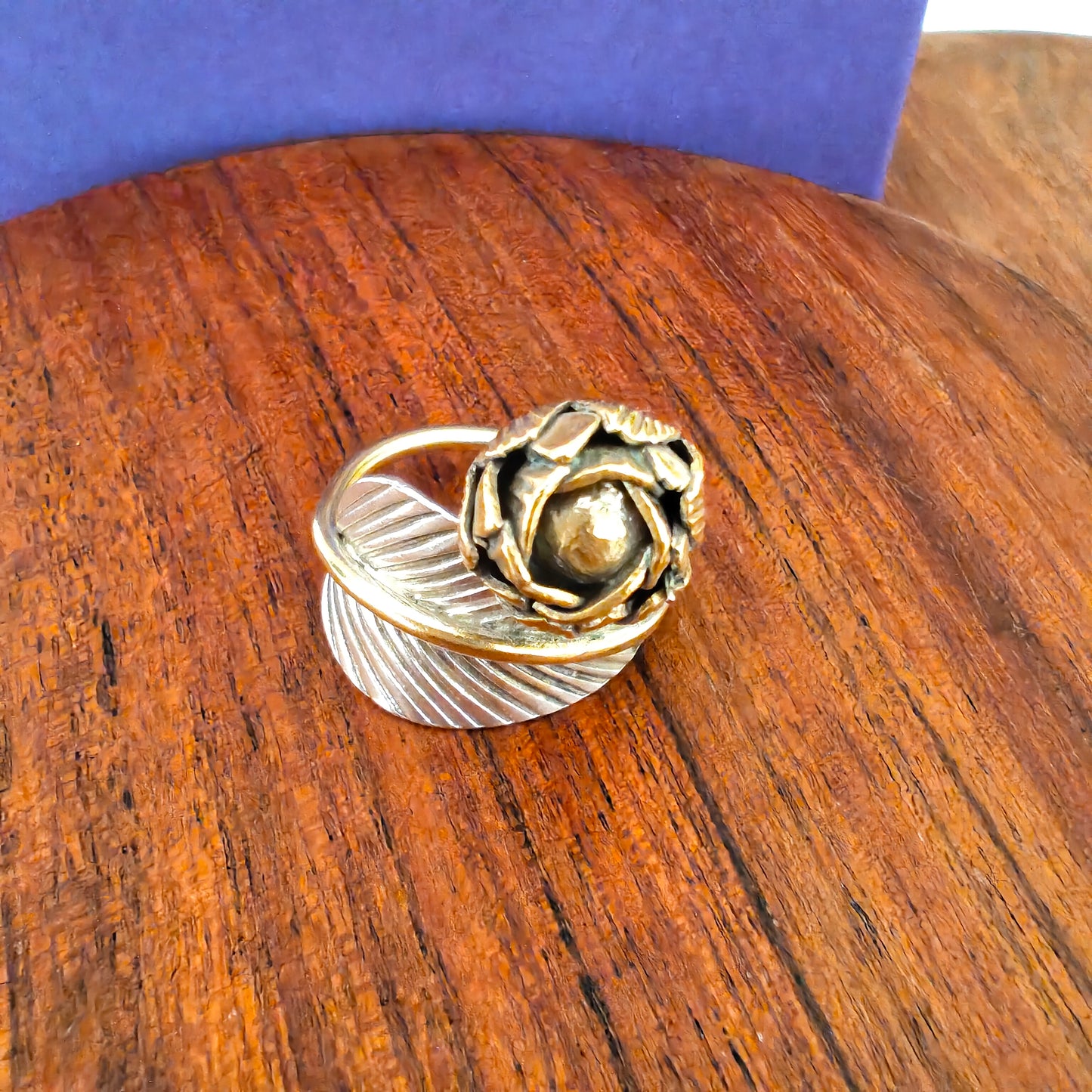 Dual Tone Adjustable Flower With Texture Leaf Ring With Gold Polish