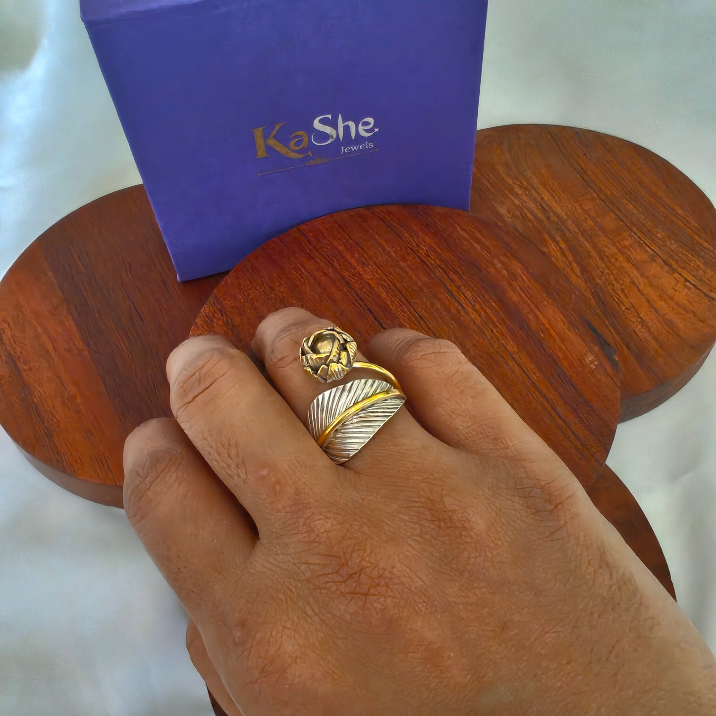 Dual Tone Adjustable Flower With Texture Leaf Ring With Gold Polish