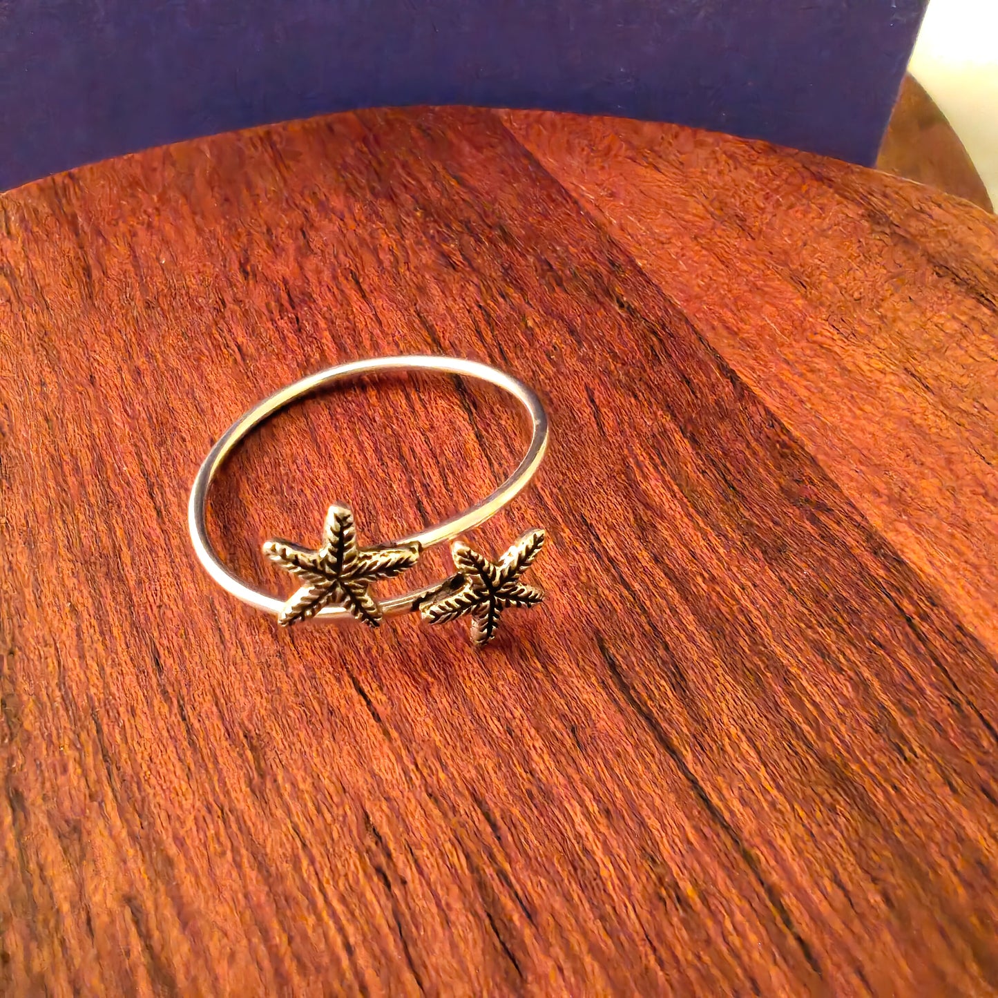 925 Silver Textured Double Star Dainty Ring (size 8)