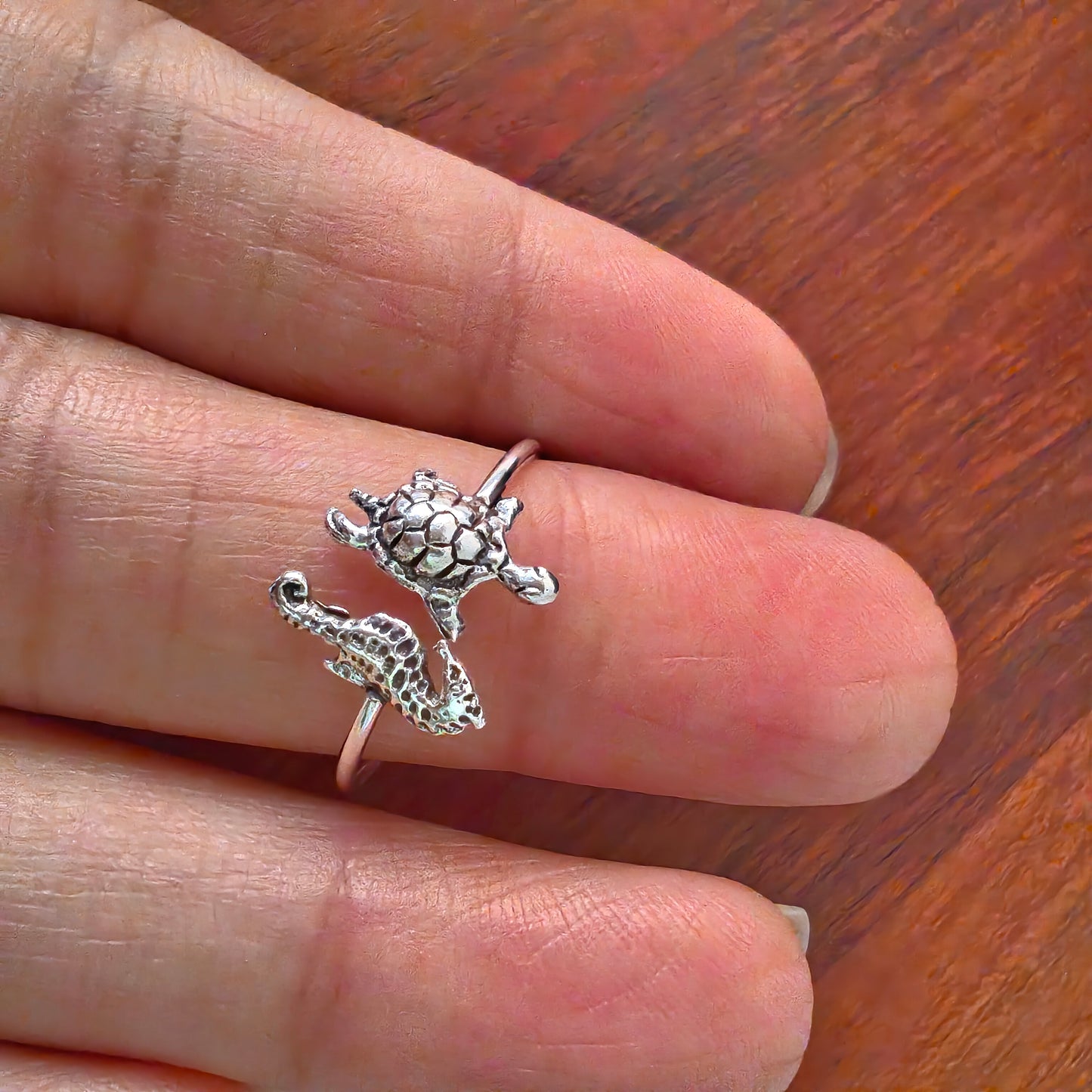 925 Silver Sea Turtle Kachua Tortoise And Seahorse Dainty Ring With Texture (size 7)