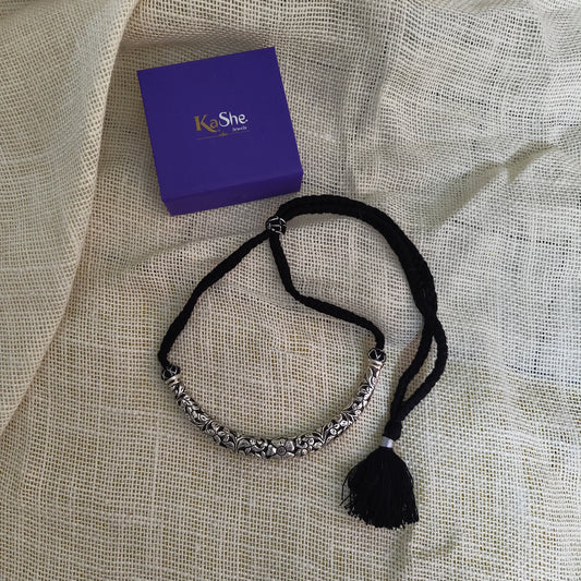 Versatile Choker Necklace Hasli with Handcrafted Chitai Intrcate Flower With Black Thread Pipe Dori (i)