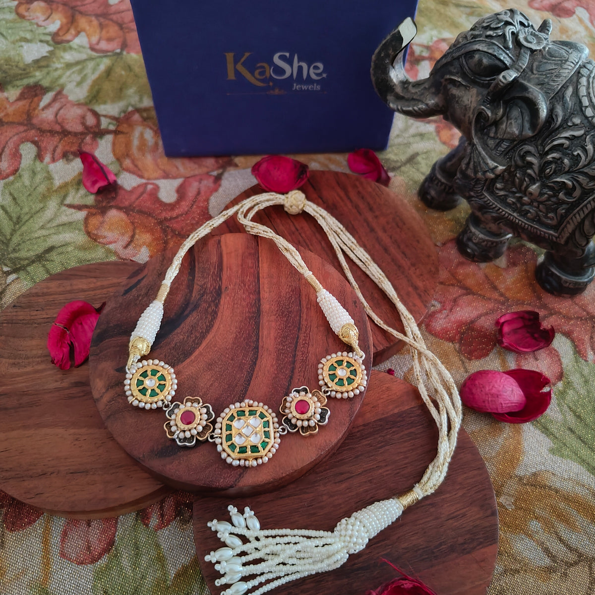 Exclusive Elegant Kundan Pearl Fusion Work Silver Gold Polished Necklace With Intricate Details With Pearl Thread Dori