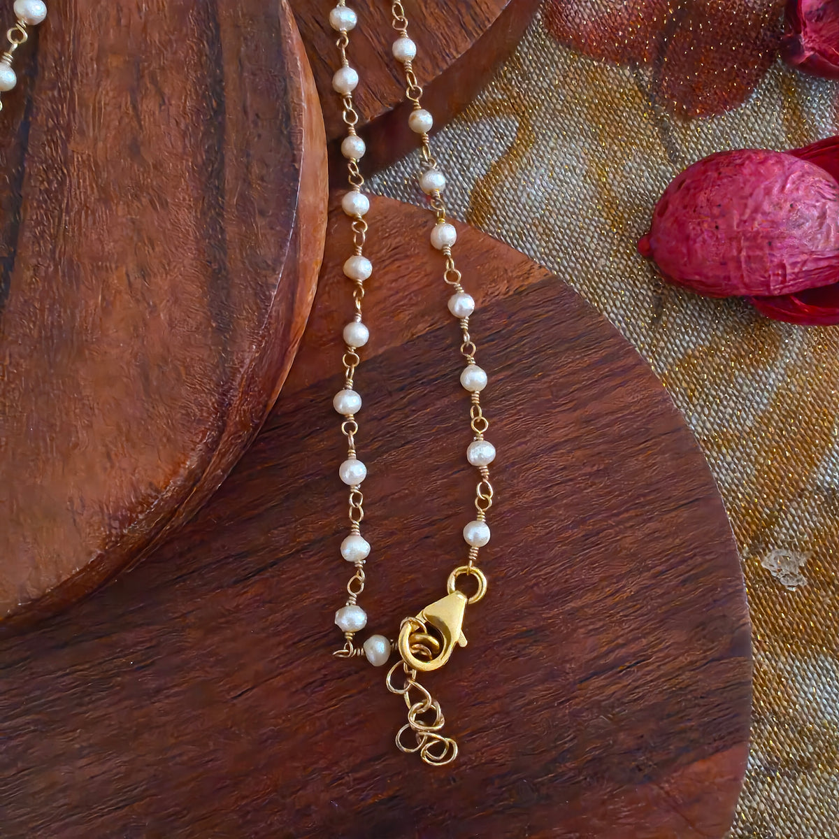 Exclusive Elegant Moisannite Green Flower Fusion Silver Gold Polished Necklace With Intricate Details With Pearl Gold Polished Chain