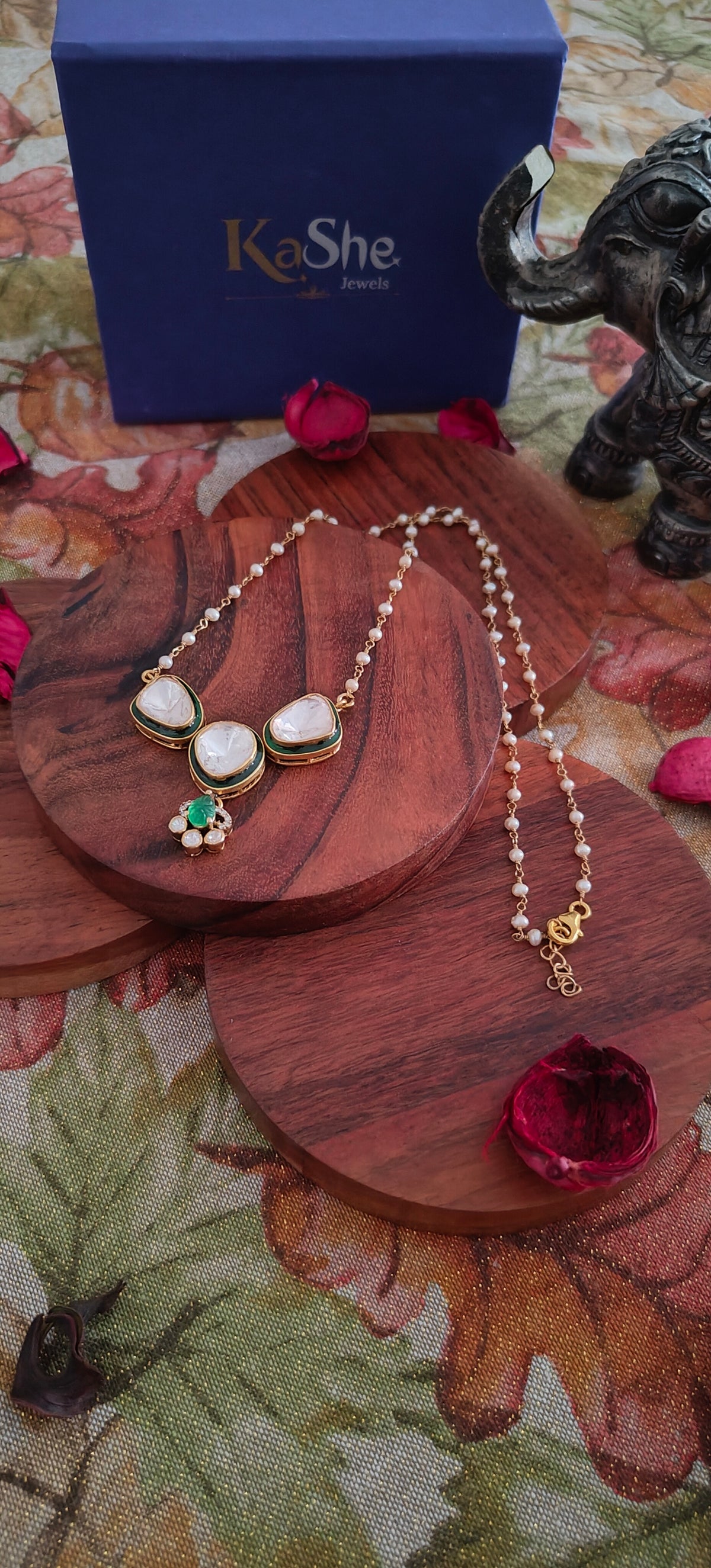 Exclusive Elegant Moisannite Green Flower Fusion Silver Gold Polished Necklace With Intricate Details With Pearl Gold Polished Chain