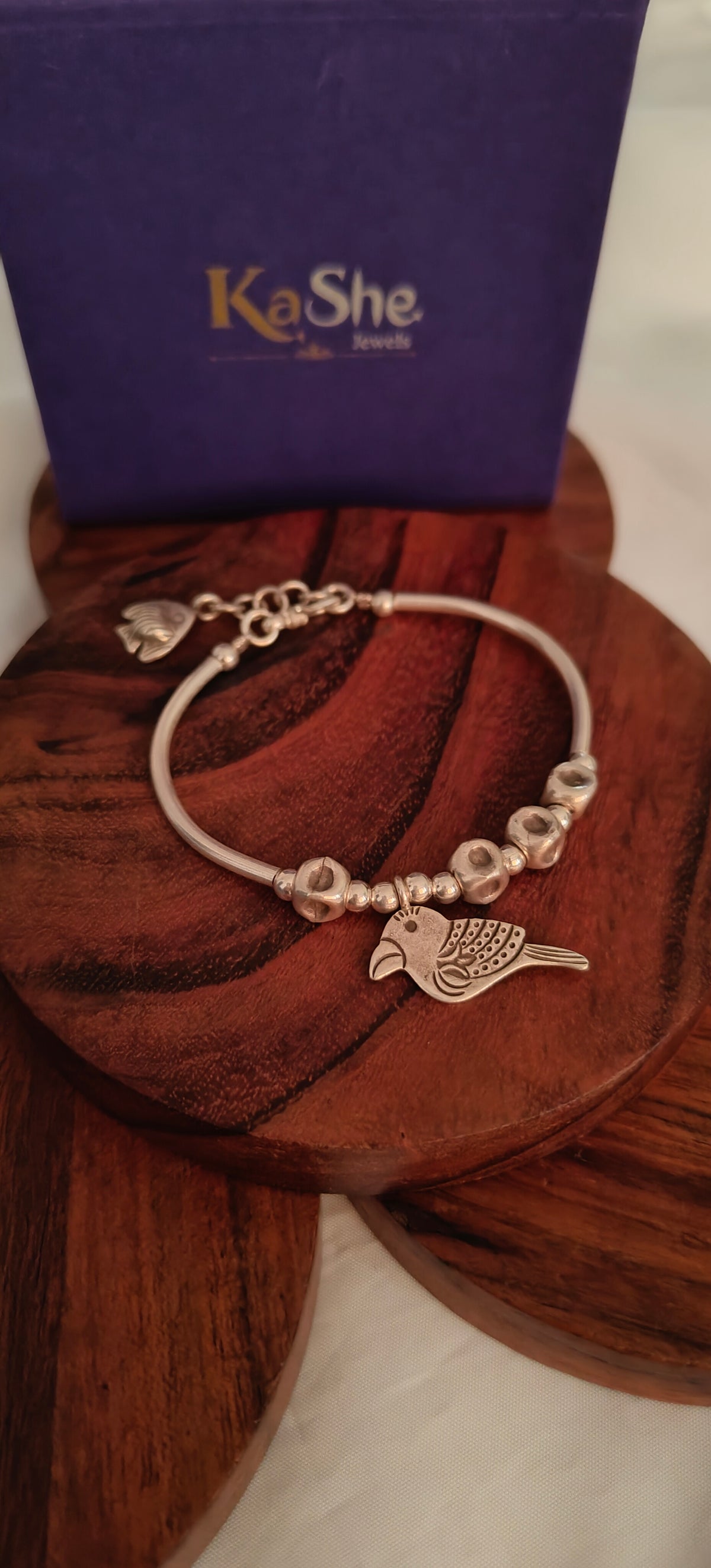 Exquisite Loose Bracelet With Bird Charms with Fish Dangler
