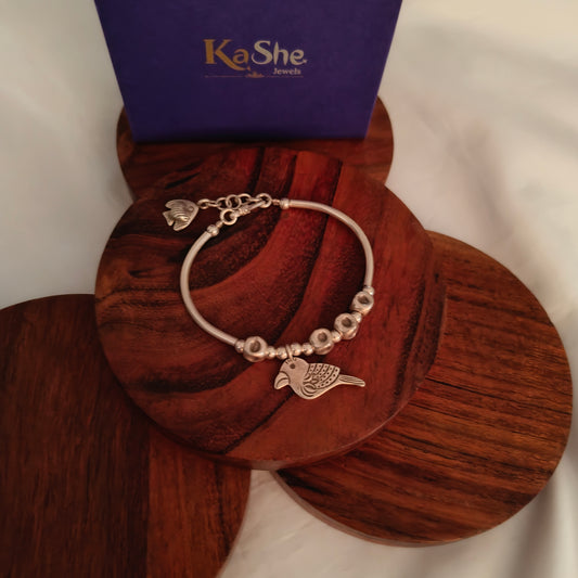 Exquisite Loose Bracelet With Bird Charms with Fish Dangler