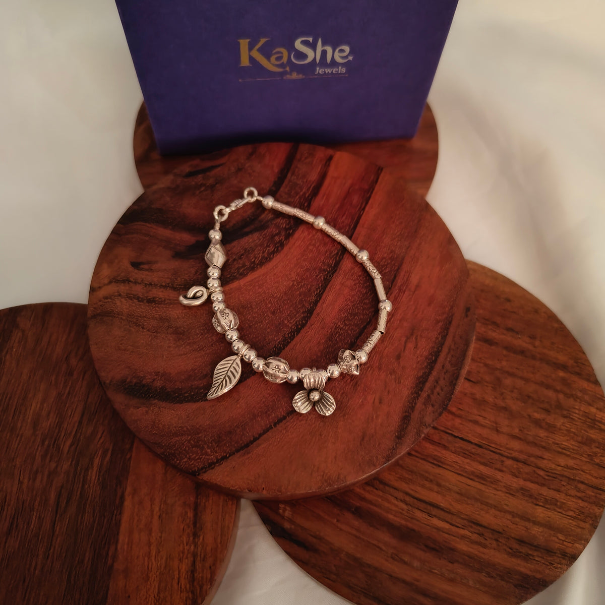 Exquisite 925 Silver Loose Bracelet With Textured Balls Leaves And Flower Charms