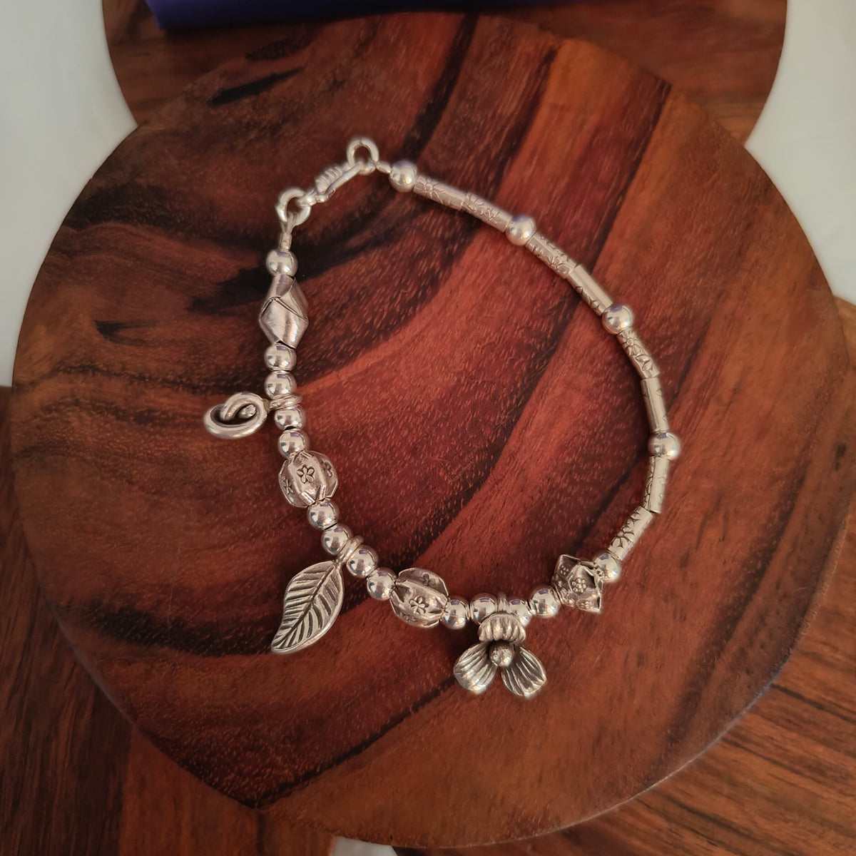 Exquisite 925 Silver Loose Bracelet With Textured Balls Leaves And Flower Charms
