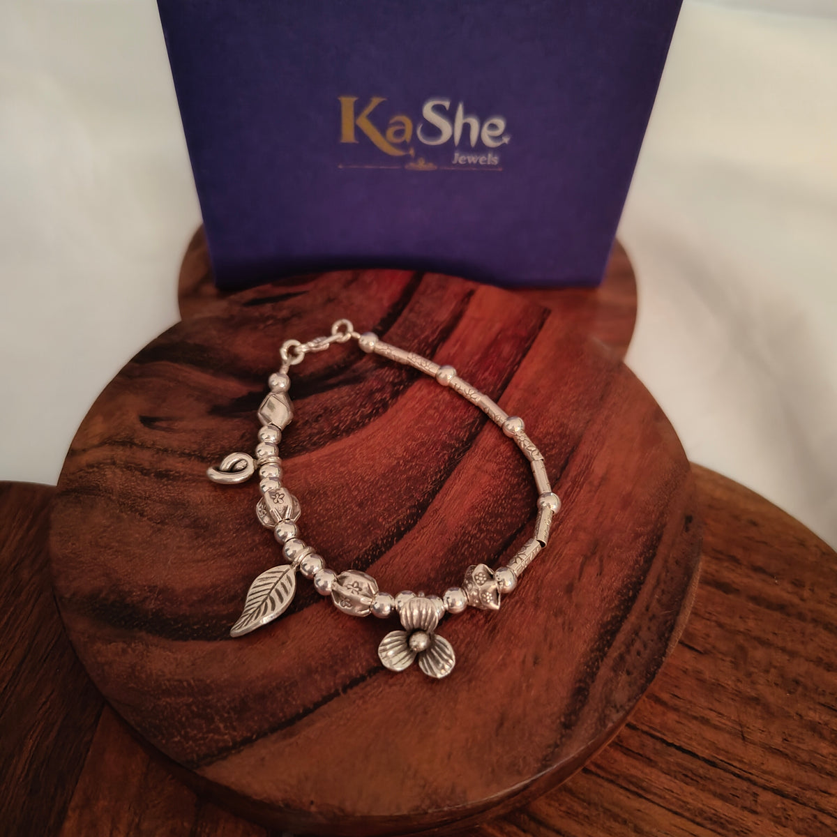 Exquisite 925 Silver Loose Bracelet With Textured Balls Leaves And Flower Charms