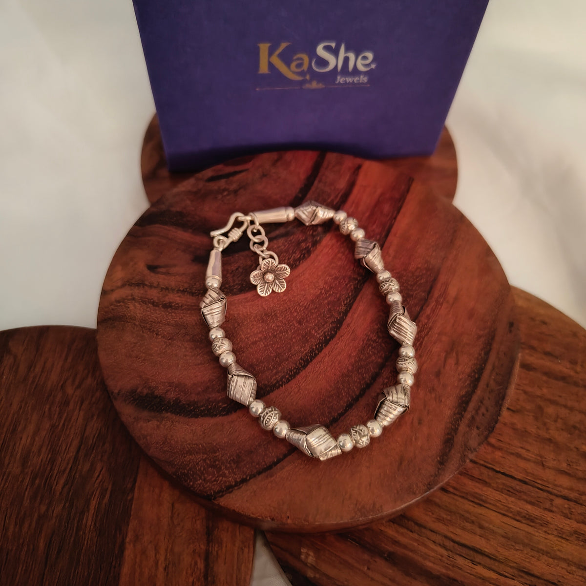 Exquisite Statement Loose Bracelet With Textured  Knotted Balls Flower Charms