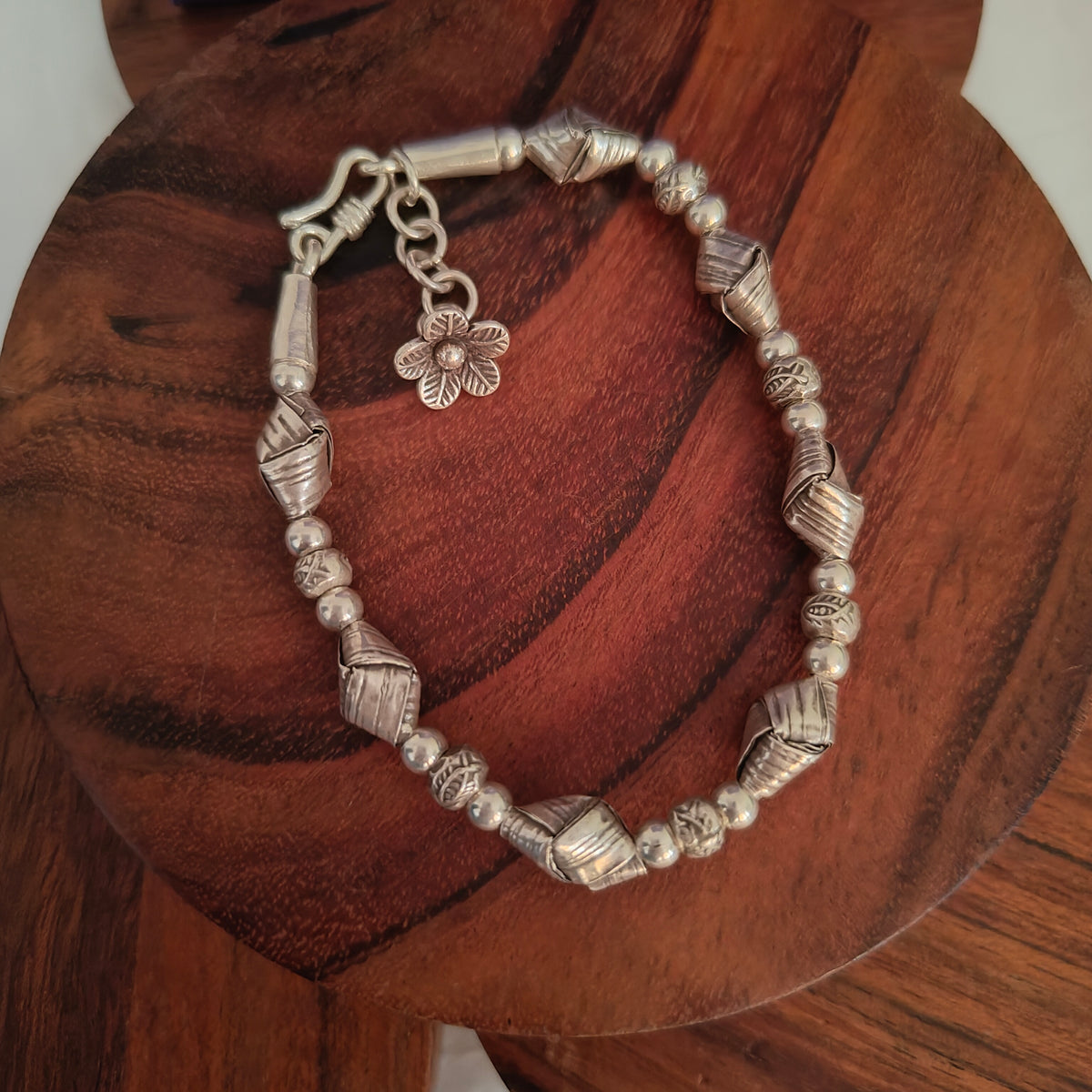 Exquisite Statement Loose Bracelet With Textured  Knotted Balls Flower Charms