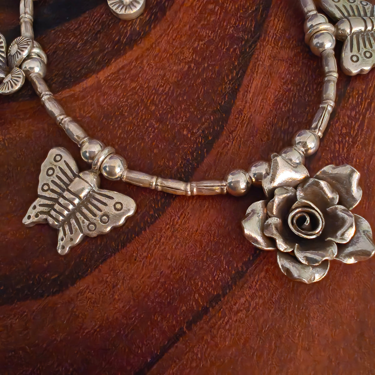 Exquisite Statement Loose Bracelet With Rose Textured Flowers Butterfly Charms