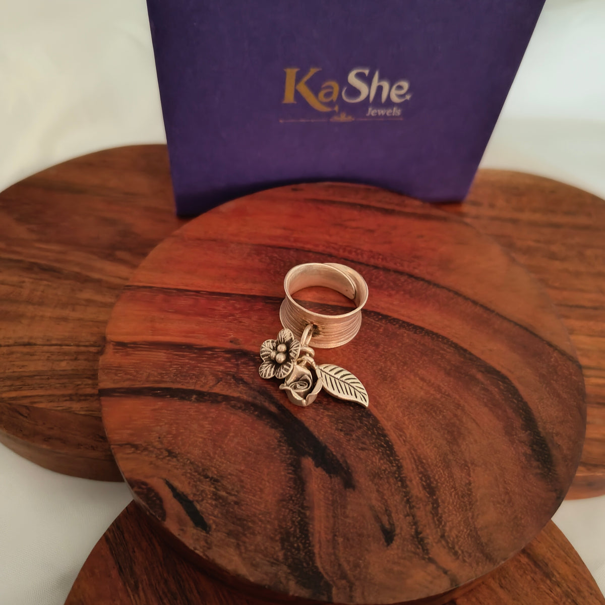 Statement Boho Textured Ring With Charms Flower Rose Textured Leaf