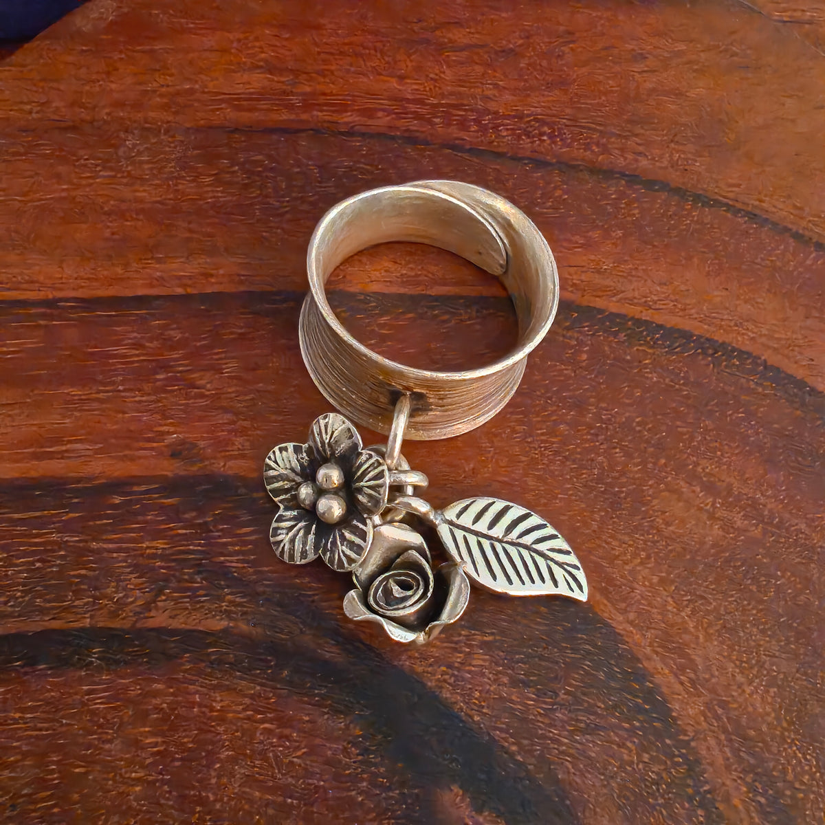 Statement Boho Textured Ring With Charms Flower Rose Textured Leaf