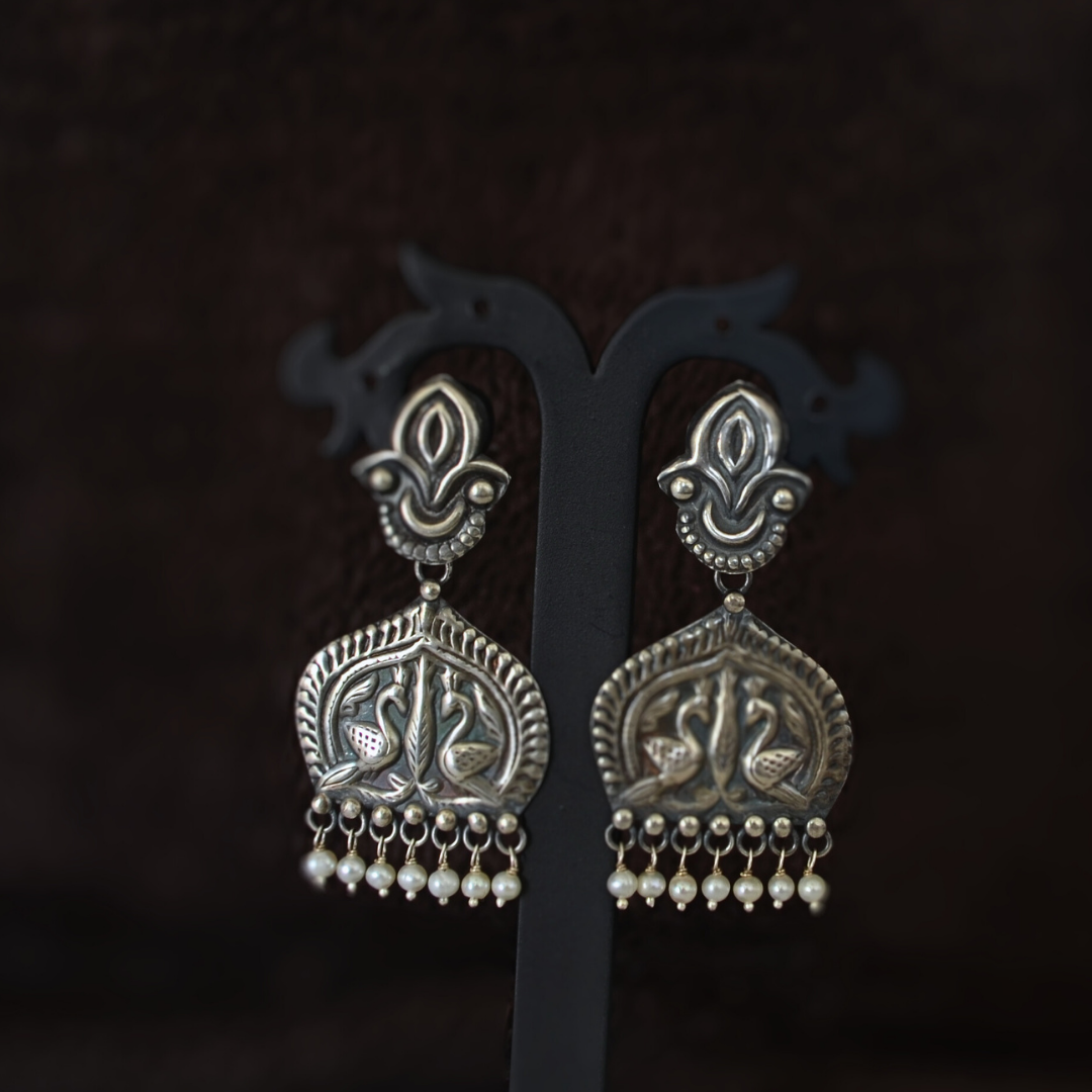 925 Silver Leaf Motif Stud With Peacock Pearl  Dangler