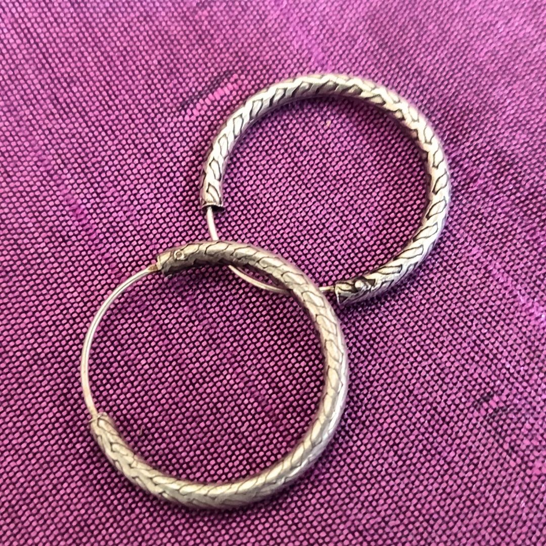 Classic 925 Silver Textured 0 Hoops 2