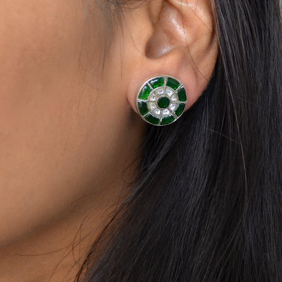 Silver Green And White Wheel Fusion Stud