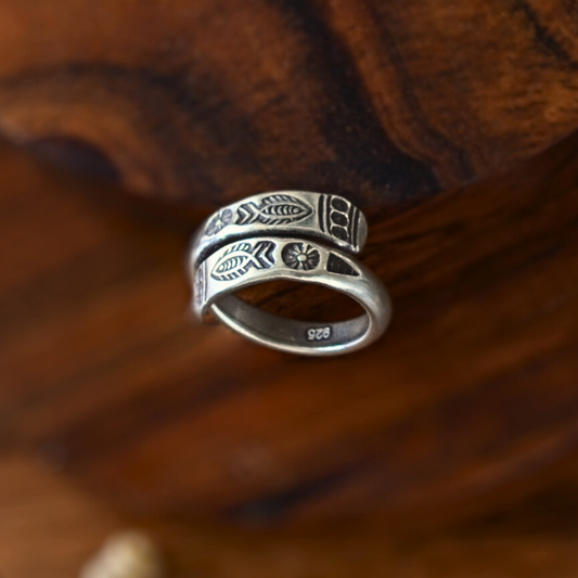 Fish and Floral Engraved Single Spiral Ring