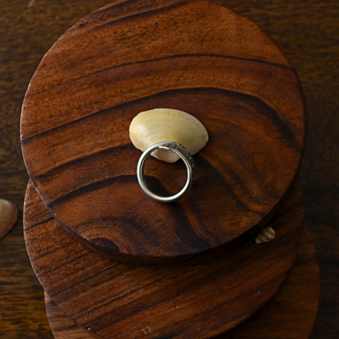 Fish and Floral Engraved Single Spiral Ring