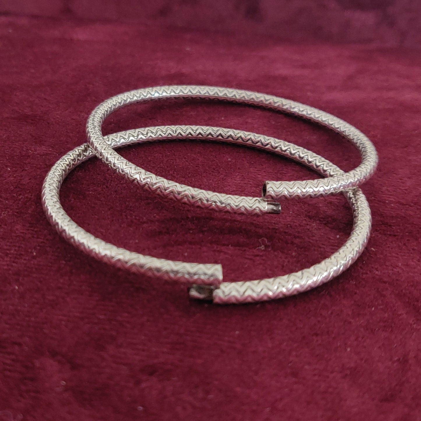 Silver Intricate Textured Light Weight Openable Hollow Bangles 2,6